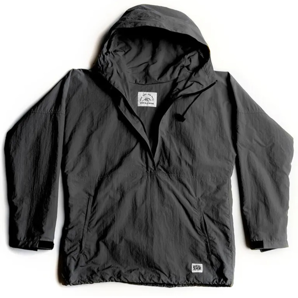 DYER&JENKINS
Packable Anorak Jacket in Black size XL